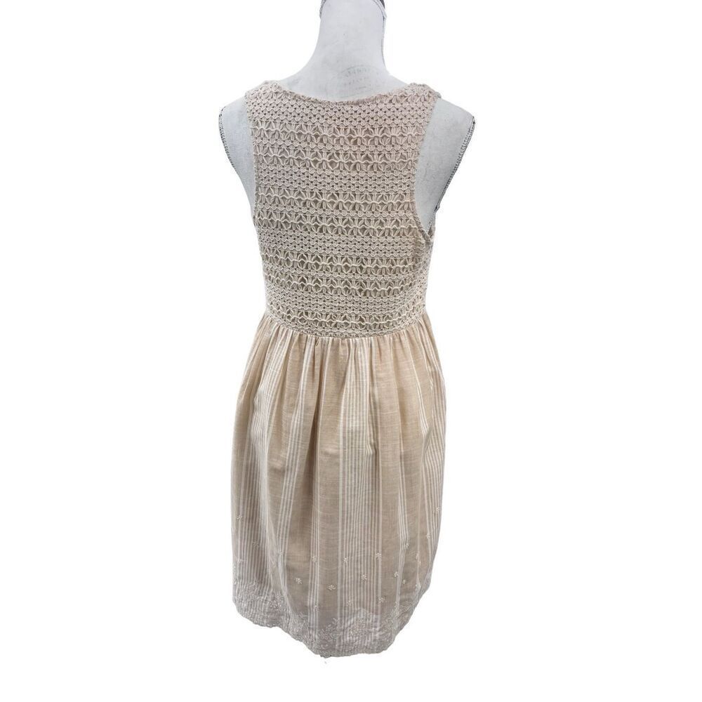 Mystee sleeve crochet top dress. ￼ hundred percent cotton. Size large.